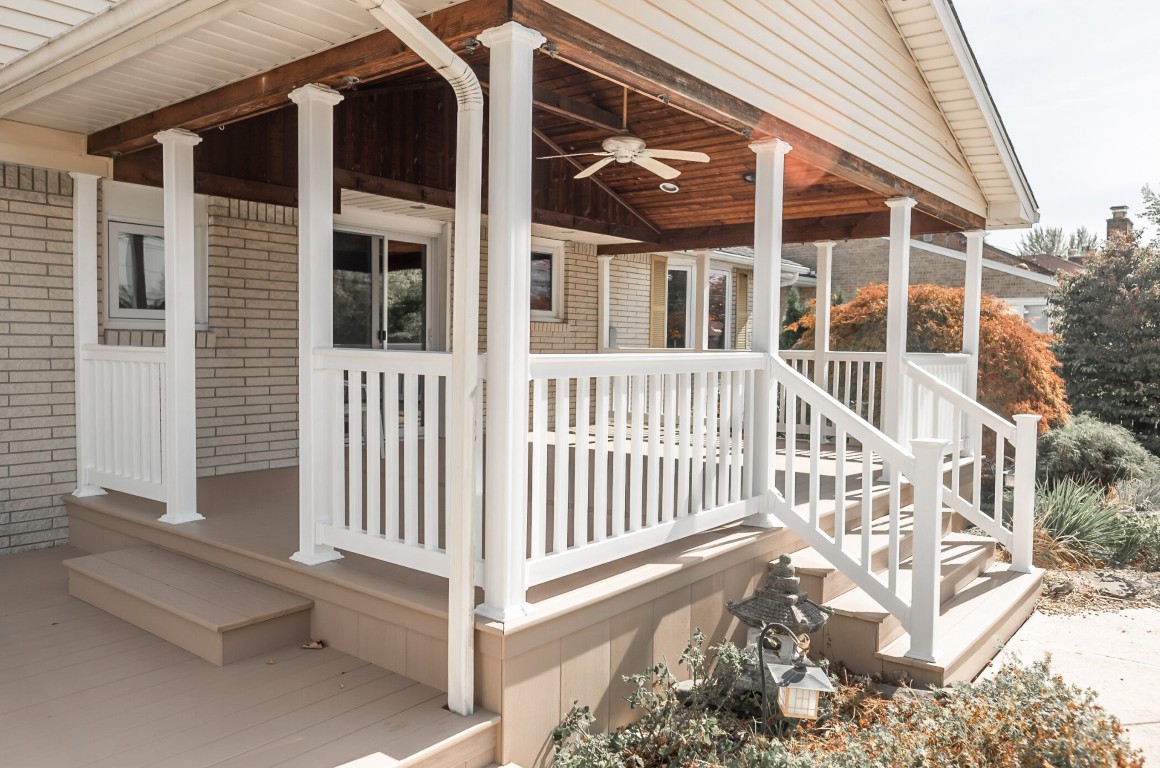 Professional deck builder serving Athens Alabama